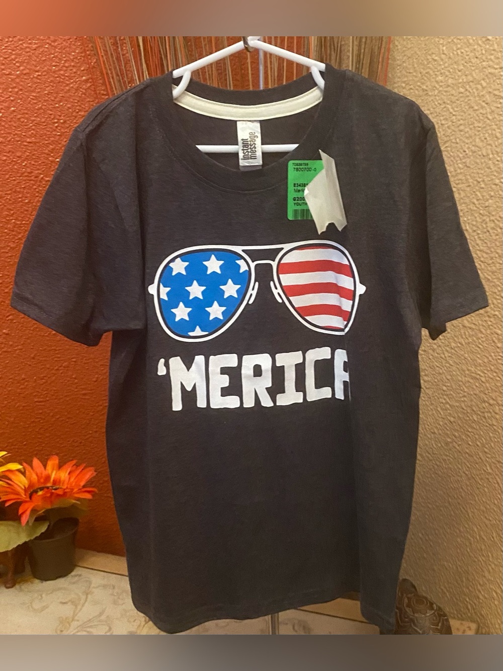 Instant Message - NEW - youth graphic t-shirt  'Merica Flag / Sunglasses